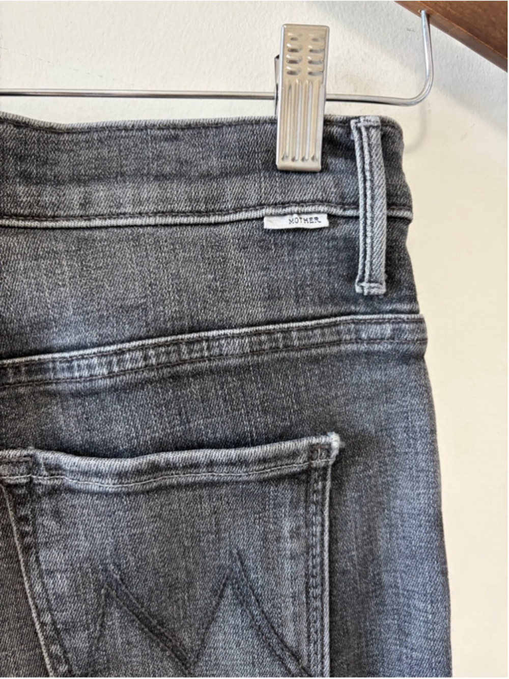 MOTHER THE SUPER SWOONER JEANS IN OPEN LATE Size 27 - Picture 6 of 12